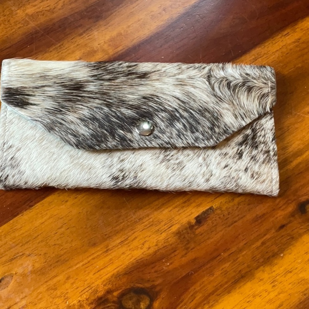 Beautiful Beaudin natural cowhide clutch wallet